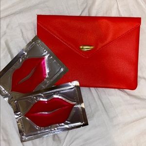 Makeup bag with Lip Mask
